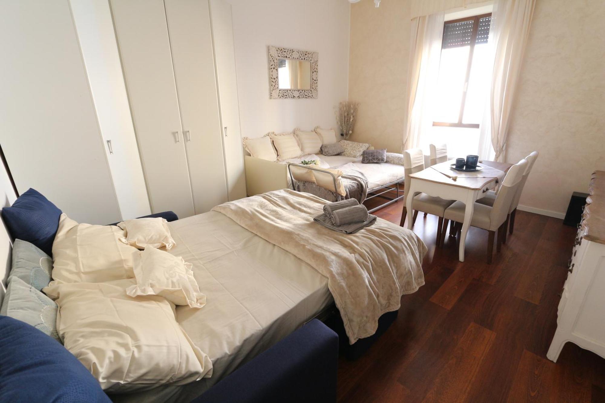 Bamboo Milano Lecco Apartment Luaran gambar
